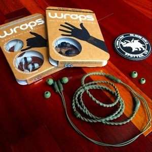 Wraps wristband headphones